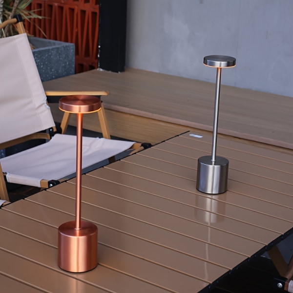 1 st metallbordslampa, USB-laddningsbar skrivbordsnattlampa GGM-W