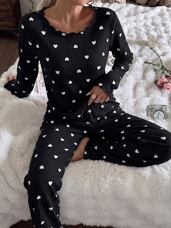 Ribbat pyjamasset för dam med hjärtmönster, tröja med rund hals och loungebyxor med elastisk midja, varmt vintersovplagg S Black