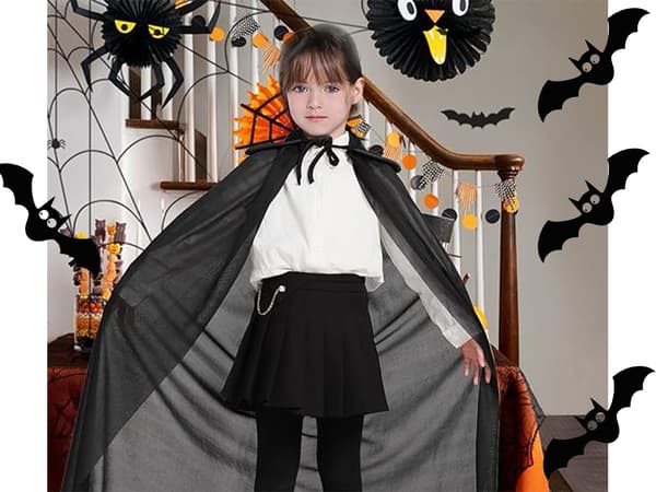 Halloween-kappe med hætte til børn - Sort kappe til maskerade 140