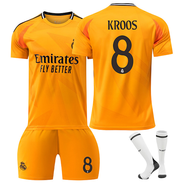 24-25 Real Madrid Børneudebanetrøjer Børnefodboldsæt Nr. 8 Kroos No.8 Kroos M