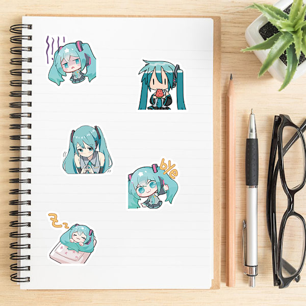 65 st Cartoon Hatsune Miku Graffiti Dekaler Gitarr Resväska La
