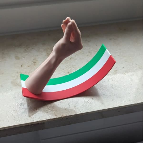 Svingande italiensk handgest White Hand