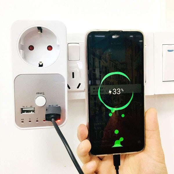 Stikkontakt med timer og USB, 16A, 230V, Hvit