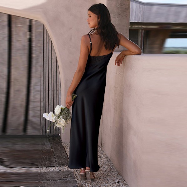 Satin Maxi Kjole til Kvinder - Ribbet Side Slids - Mesh En-Skulder - Fest Cocktail - Off Shoulder black S