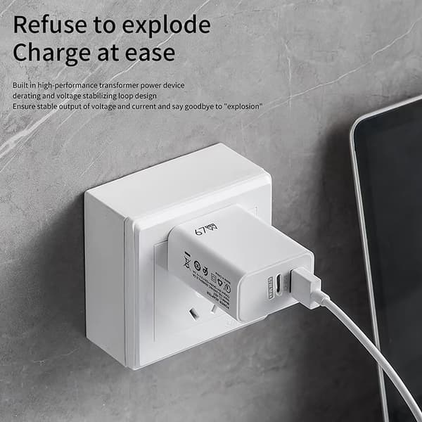 67W Hurtiglader USB Type C Ladeadapter til iPhone 15 14 13 hvid white US