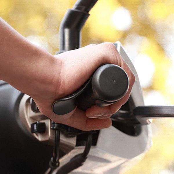 Accelerator pedalassistent til motorcykler, fartpilot til m