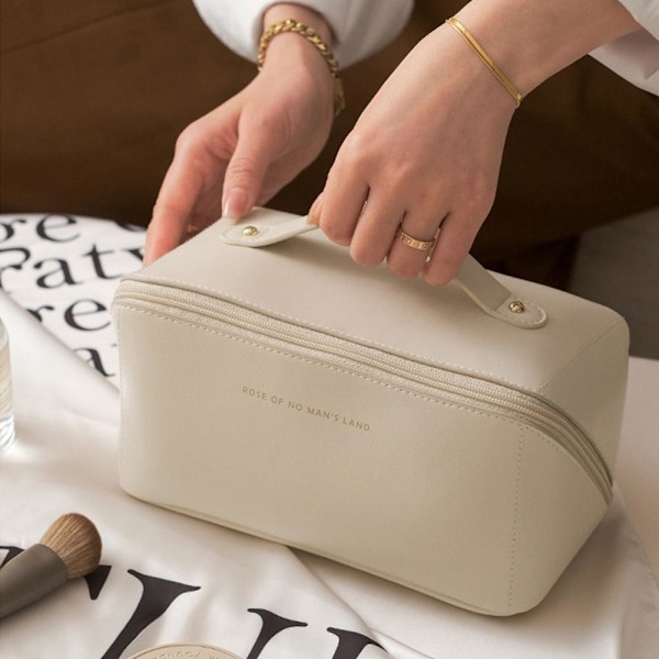 Sminkväska / Toalettväska / Necessär - Makeup bag beige