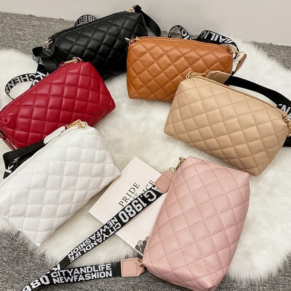 2022 Liten Messenger Bag Trend Lingge Broderi - spottsalg White2