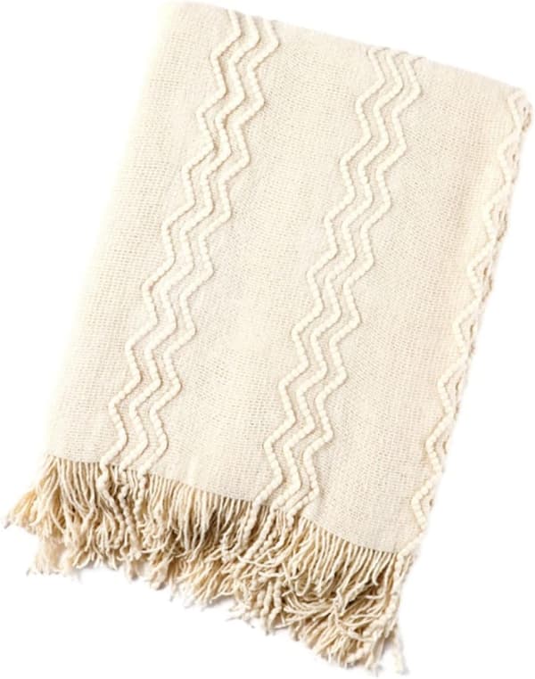 Bohemsk myk strikket teppe med pompom beige - 127*17
