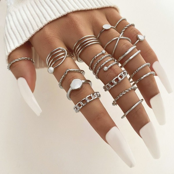 18 stk. Ringsæt Knogle Ring SORT black