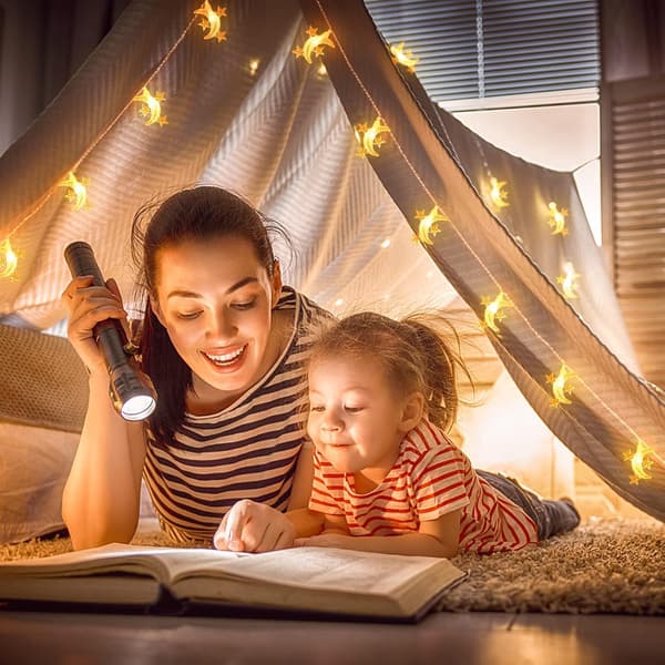 80 LED 9,75 meter Stjerne Måne Lys – Perfekte Dekorative Lys til Indendørs Udendørs, Børneværelser, Halloween, Thanksgiving, Jul