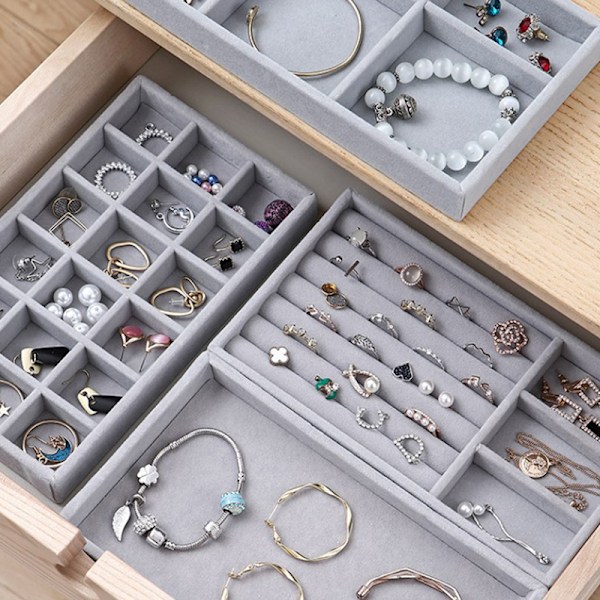 Sammet Box Smycken Förvaring Sammet Box Ring Örhängen Halsband C G