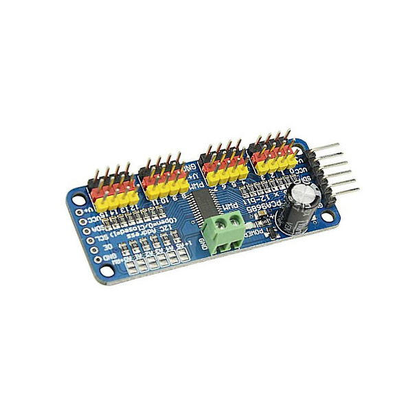 Pwm-servomoottorimoduulin muokkausohjainlevy Robot