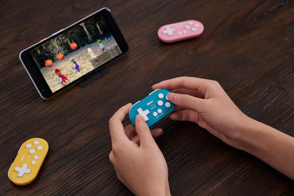 8Bitdo Zero 2 Gul Udgave (Ikke Maskinspecifik)