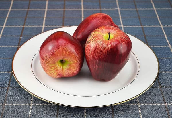 10 stk realistiske mørkerøde epler, kunstige epler, falsk fruktsett