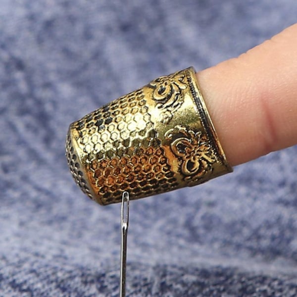 SömnadsTumme Metall Tumme Ringar Justerbara Metall Finger Skydd Ringar Läder Mynt Finger Skydd, Sömnad Finger Skydd 0.06 C