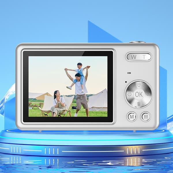 4K digitalkamera silver med 64 GB-kort och OTG-adapter