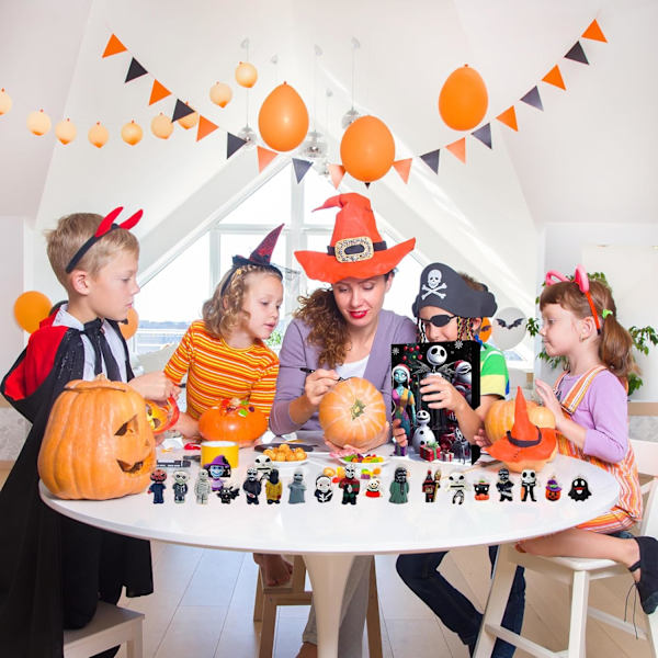 Halloween-Adventskalender 2024 Uppgraderad Adventskalender, Nightmare, Kalender Innehåller 24 Gåvor, Halloween Läskig Docka Skräckfigurer Present till Barn (C) Halloween new c