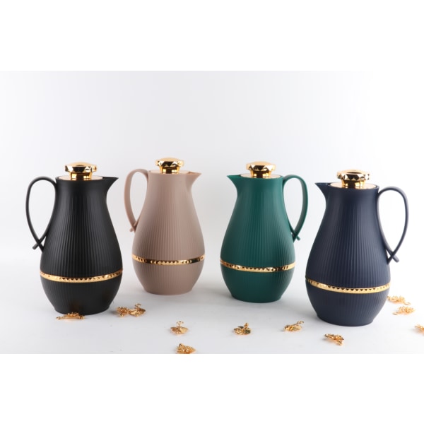 1000 ml tekanna isolerad arabisk stil kaffekanna med guldlock