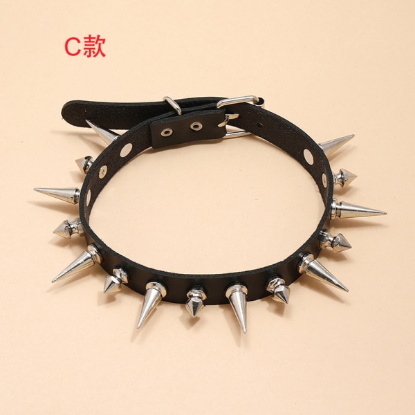 Punk Rock Studded PU Lær Halskjede Menn Mote Nagler Spike Hobnails Choker Clavicle Halskjede Short & Long Alternating Nails