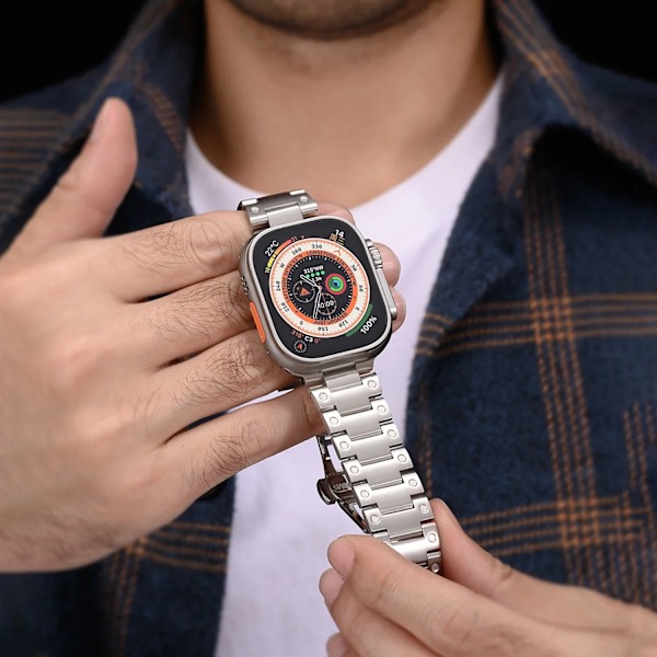Luksus ruostumattomasta teräksestä valmistettu rannekoru Apple Watch Band Ultra 2 49mm 45mm 44mm 42mm Perhoslukko rannekoru IWatch 9 8 7 6 5 4 3 Titanium