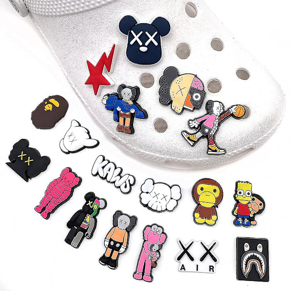 18 stk Kaws-tema sko charms dekorasjon for tresko sandaler Crocs sko tilbehør sett