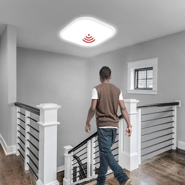 XMTECH LED-taklampe 24W Kald hvit IP44, 6000K-6500K, Radarsensor med bevegelsessensor, For hall, trapp