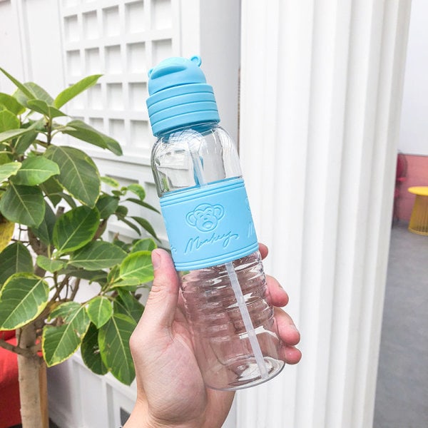 Vuotamaton lasten vesipullo, söpö lasten sarjakuva-apina, muovinen taiteellinen tuore, suuri kapasiteetti ulkoilu 420ml sininen 420ml/600ml
