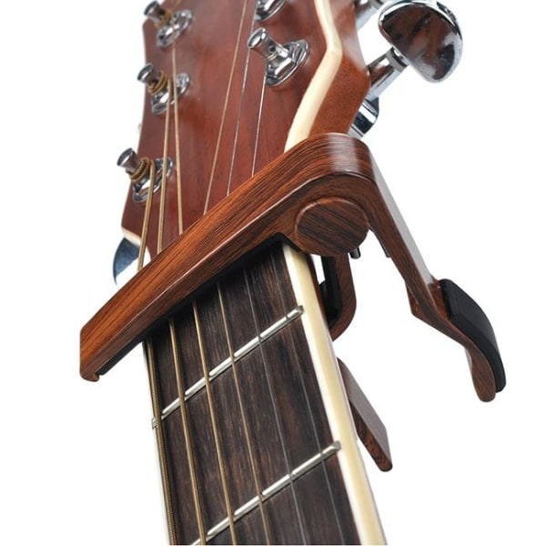 Alloy Flat Klassisk Gitarr Capo för Klassisk Gitarr Nylon med 5 Plektrum, Trä Färg.