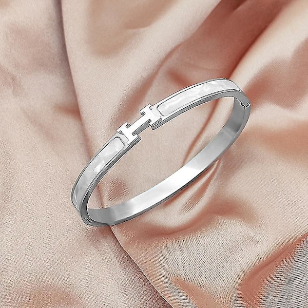 Stilful armbånd i titanstål med bogstavet H - Let luksus skalarmbånds smykker Silver