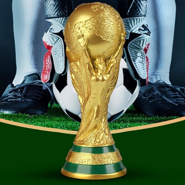 2022 FIFA VM-troféer, replika av Champions League-trofén