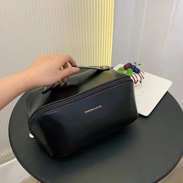 PU-läder kosmetisk väska, dam bärbar kosmetisk väska Classic Black