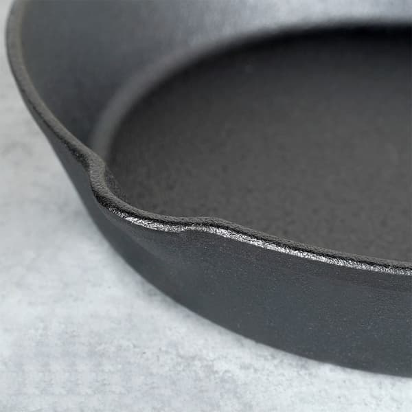 Støpejernspanne 25 cm med silikonhåndtak (BT) 720