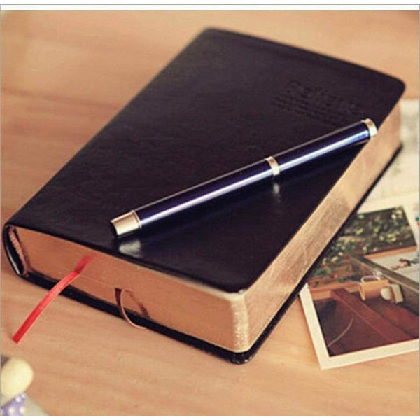 Tyk journal med gylden kant, blanke premiumpapirer, hardcover notesbog med sort blødt omslag