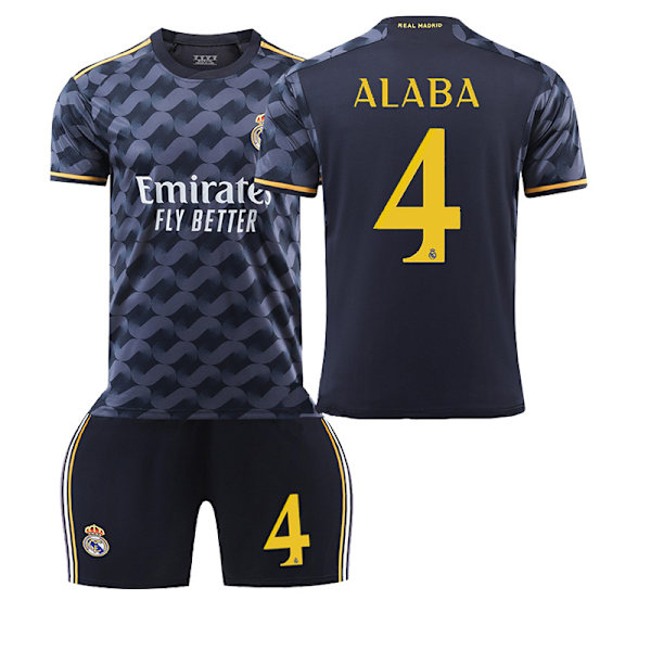 23/24 Sæson Real Madrid Away Kit Børnefodboldsæt 4 ALABA 4 ALABA 2XL