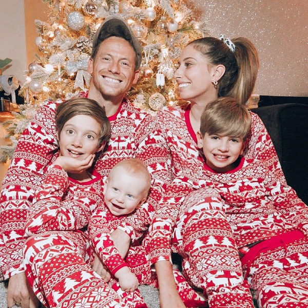 Set Familjens matchande kläder Sovkläder utg red baby 12m