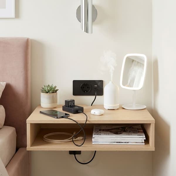 Innfelt møbelstrømuttak 1 Schuko-kontakt med USB-A USB-C-porter, innebygd strømenhet for arbeidsstasjon nattbord sofa