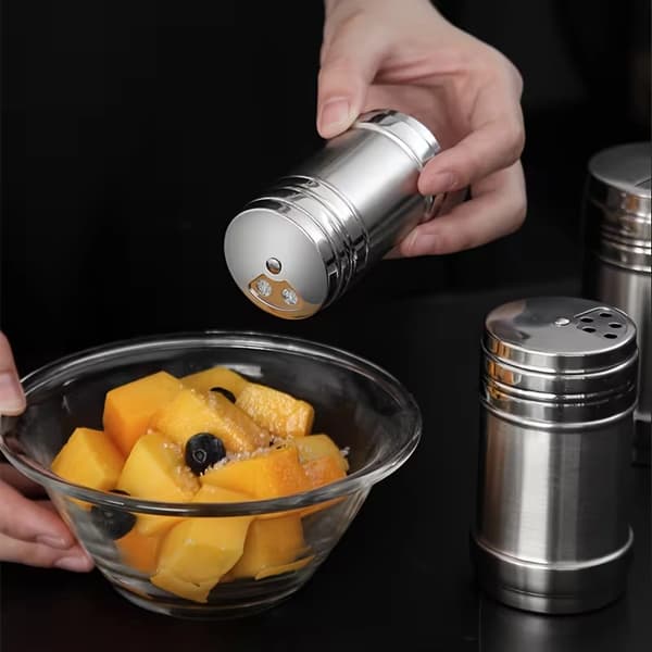 Sett med 2 krydderkrukker i rustfritt stål for grilling – for pepper, krydder og pulver