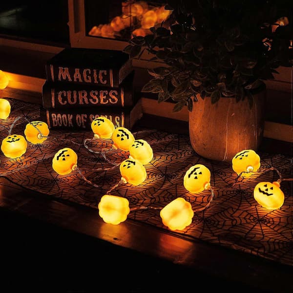 2025 Halloween String Lights 40 LED 6m - Halloween Decoration Room, Pumpkin Decoration with Timer and 1.5m USB Cable