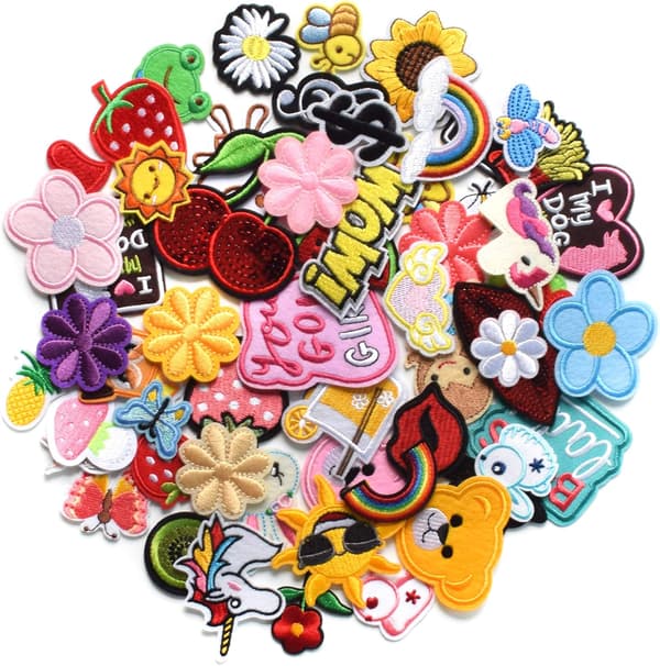60 tilfeldige broderte lapper, assorterte, lyse farger, sying/stryking