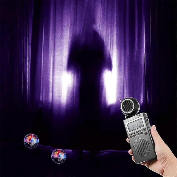 1-delat Ghost Box-set med LED-kattboll och högtalare