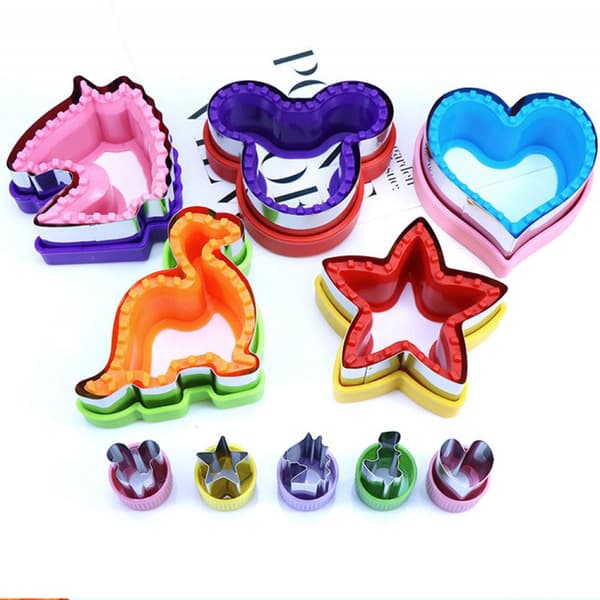 Sandwich Cutter Set Heart Square Circle Dinosaur DIY for Kids Adults 4 Pcs