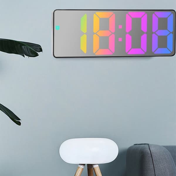 Digitalt vækkeur Farverig LED-skærm Display Moderne skrivebordsur LED-ure til (Sort skal Sort D-model)