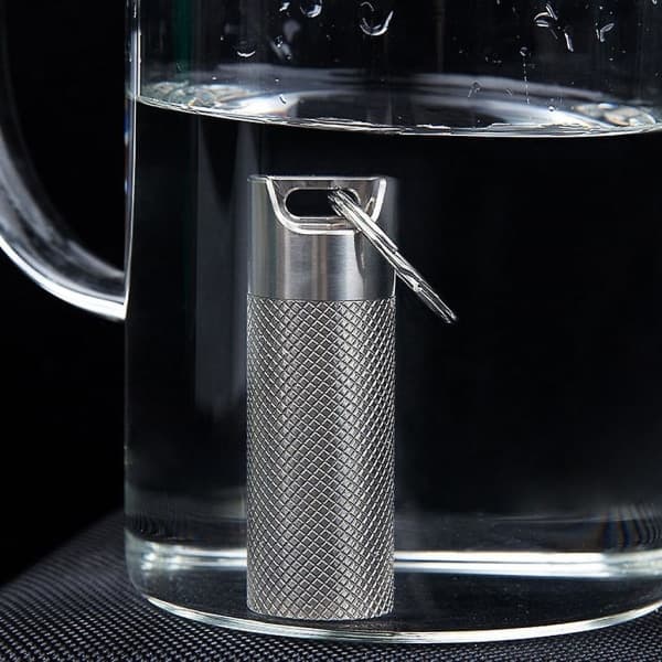 Portable Titanium Metal Pill Case, Pill Holder with Keychain, Waterproof Pill Bottle