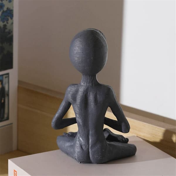 Prydnader Skrivebordsdekorasjon Yoga Meditasjon Statue Figur Skulptur Hylle Sitter Hage