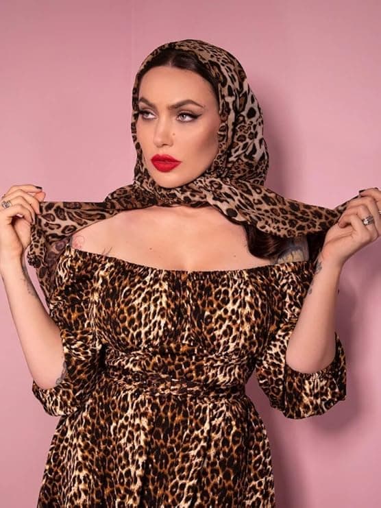 Trykt silketørklæde til kvinder, leopardmønstret solbeskyttelsestørklæde, solbeskyttelse til rejser