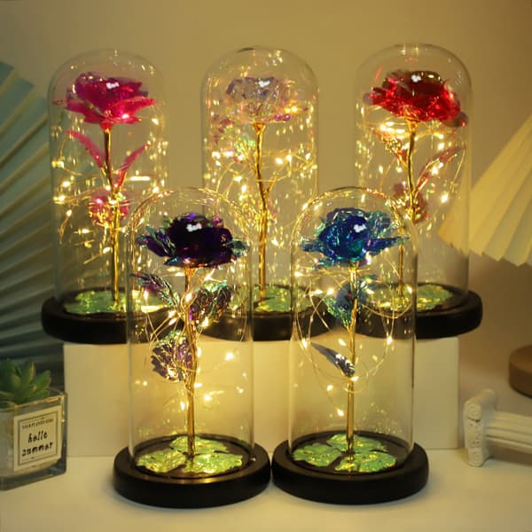#Kunstig roseblomst i glaskuppel Forever Rose med LED-belysning#