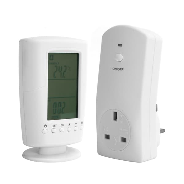 LCD Backlight Temperature Controller Wireless Remote Programmable Thermostat Socket UK 250V 13A 50Hz 3250W Maximum