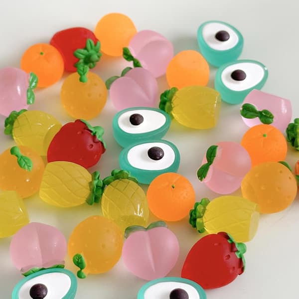 Mini frugt 20 oplyste figurer med kuffert -