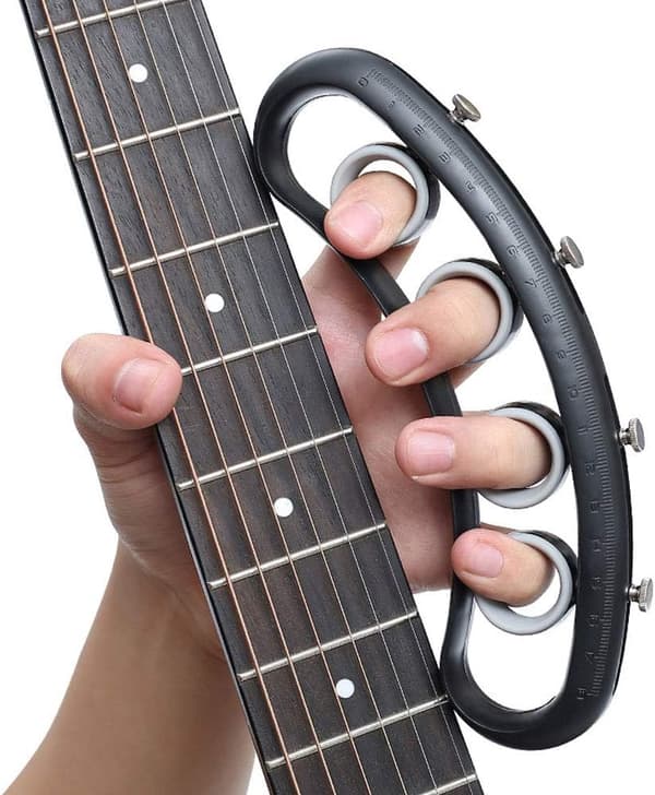 Guitar Finger Extender, Finger Protector Finger Strength Span Training